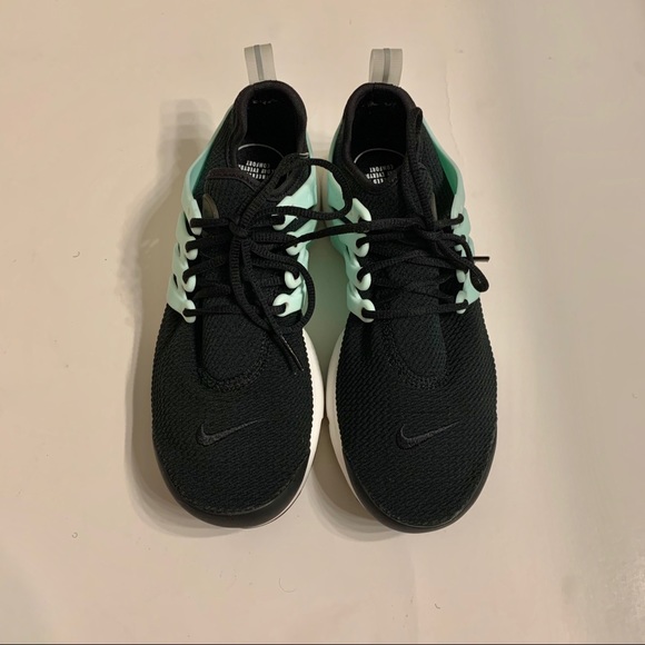 nike air presto mint green